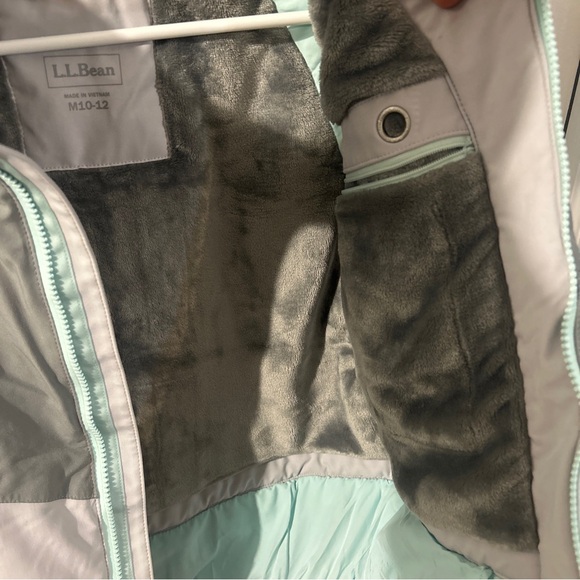LL Bean Kids Waterproof Patroller Ski Jacket - missing hood - Picture 6 of 10